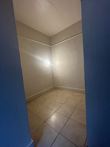 427 East Acacia Street - A